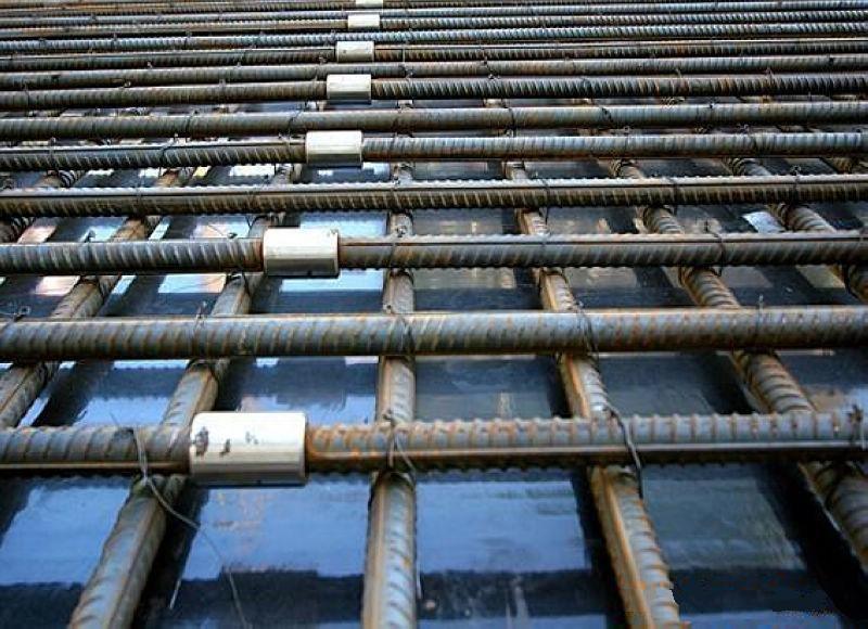 文山为什么建楼房时，要在钢筋上加一排小圆环？原来作用这么大
